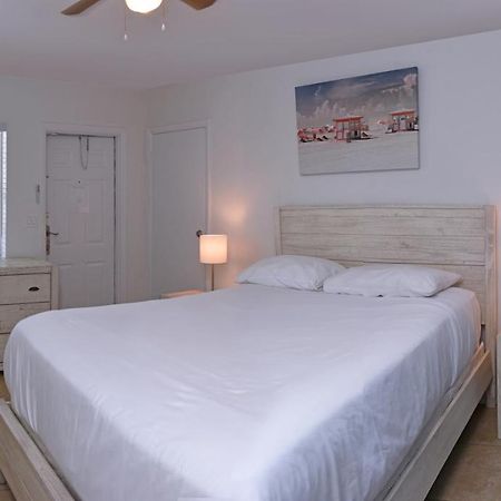 Makani Beach House 335 Hollywood Exterior photo